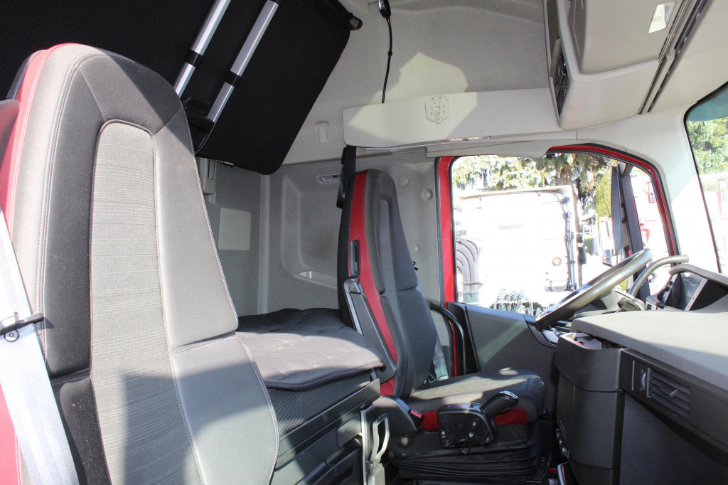 Volvo FH 500 Globe XL I-Park Cool Xenon VIN: MB - Cabeza tractora: foto 3 Volvo FH 500 Globe XL I-Park Cool Xenon VIN: MB - Cabeza tractora: foto 3