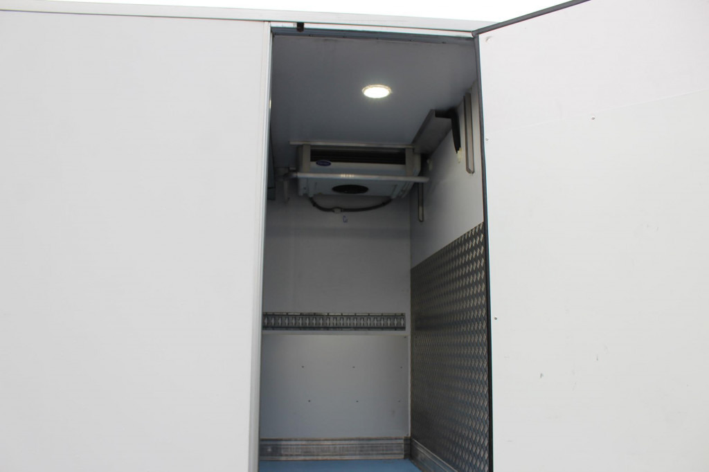 Iveco Daily 70-180 CP 600 Tiefkühl Bi-Temp Doppelräder - Furgoneta frigorifica: foto 4 Iveco Daily 70-180 CP 600 Tiefkühl Bi-Temp Doppelräder - Furgoneta frigorifica: foto 4