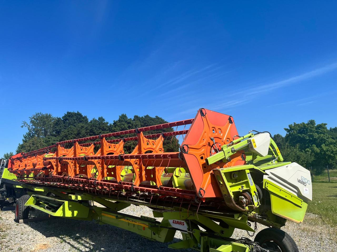 CLAAS Vario 1200 ohne Wagen - Accesorios para cosechadoras de forraje: foto 1 CLAAS Vario 1200 ohne Wagen - Accesorios para cosechadoras de forraje: foto 1