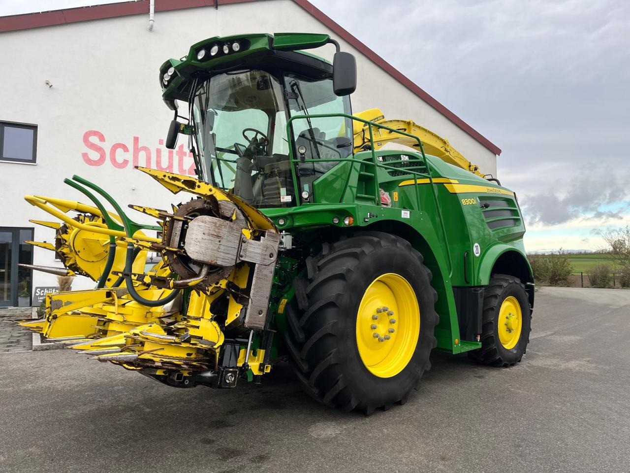 John Deere 8300i, 910 Bh, Harvestlap, Pickup, Kemper, Top, - Cosechadora de forraje: foto 1 John Deere 8300i, 910 Bh, Harvestlap, Pickup, Kemper, Top, - Cosechadora de forraje: foto 1