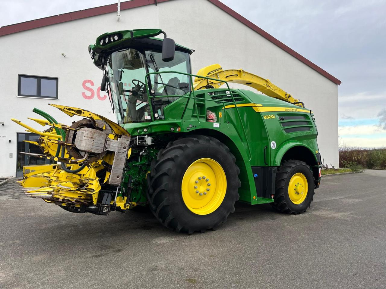 John Deere 8300i JD mit Harvestlap, mit Pickup, Kemper, 910 Bh - Cosechadora de forraje: foto 2 John Deere 8300i JD mit Harvestlap, mit Pickup, Kemper, 910 Bh - Cosechadora de forraje: foto 2