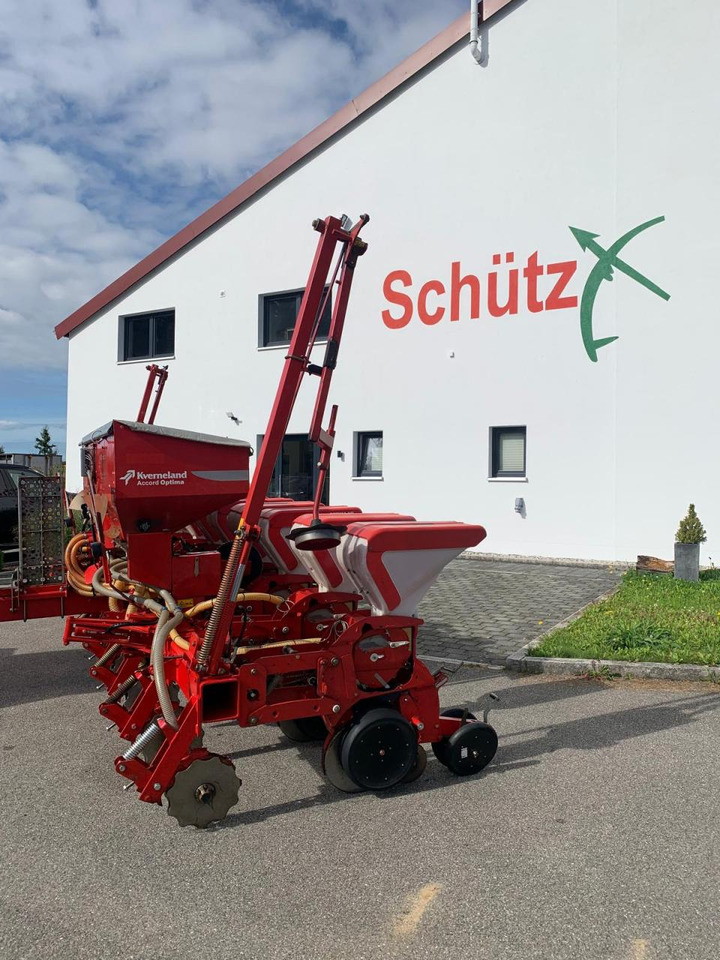 Kverneland Optima HD, mechanischer Antrieb, Reihendüngerstreuer, Visio - Säüberwachung, Baujahr 2007 - Sembradora de precisión: foto 3 Kverneland Optima HD, mechanischer Antrieb, Reihendüngerstreuer, Visio - Säüberwachung, Baujahr 2007 - Sembradora de precisión: foto 3