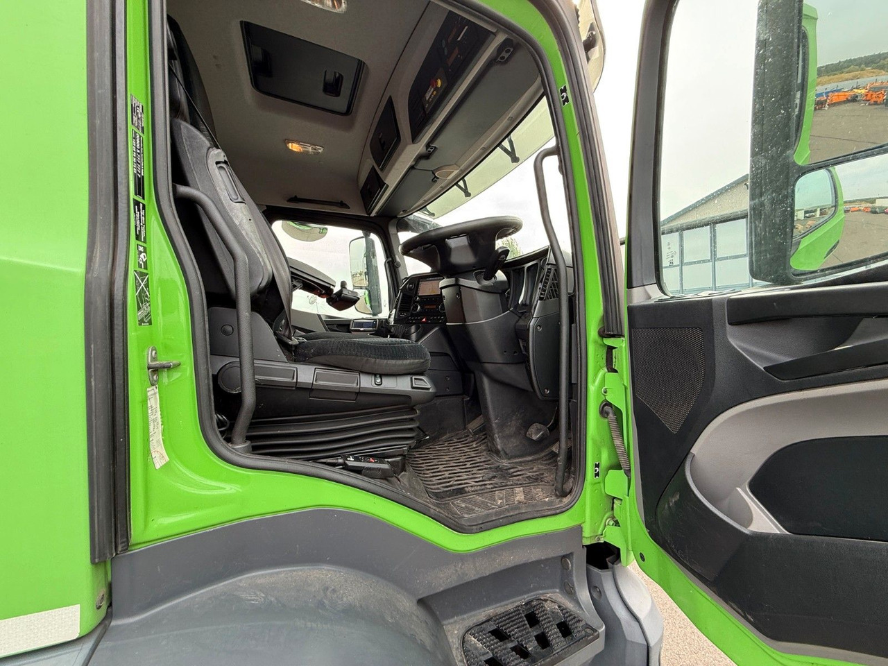 Camión de basura Mercedes-Benz Antos 2533 Seitenlader Zoeller SLF XL: foto 9