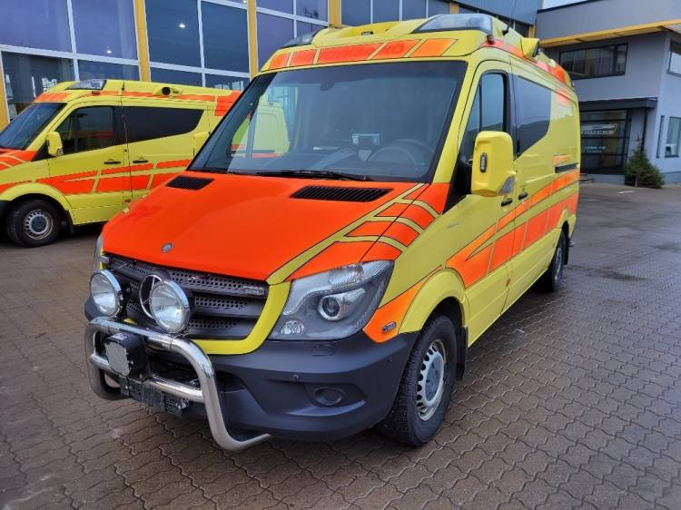 MERCEDES – BENZ SPRINTER 2.2D AMBULANCE (PROFILE) KLIMA 11.2014 EURO 5 - Ambulancia: foto 2 MERCEDES – BENZ SPRINTER 2.2D AMBULANCE (PROFILE) KLIMA 11.2014 EURO 5 - Ambulancia: foto 2