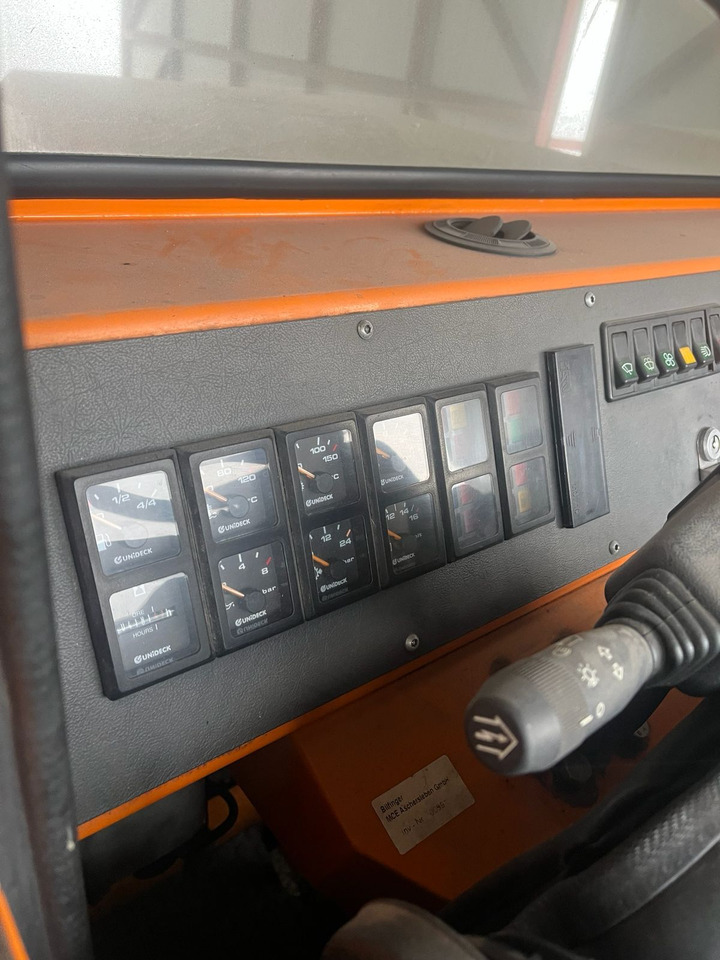 Remolcador de aviones ATA 8500 4X4: foto 7