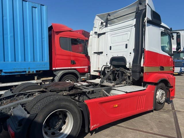 Mercedes-Benz Actros 1830 Actros 1830 LS - Cabeza tractora: foto 3 Mercedes-Benz Actros 1830 Actros 1830 LS - Cabeza tractora: foto 3