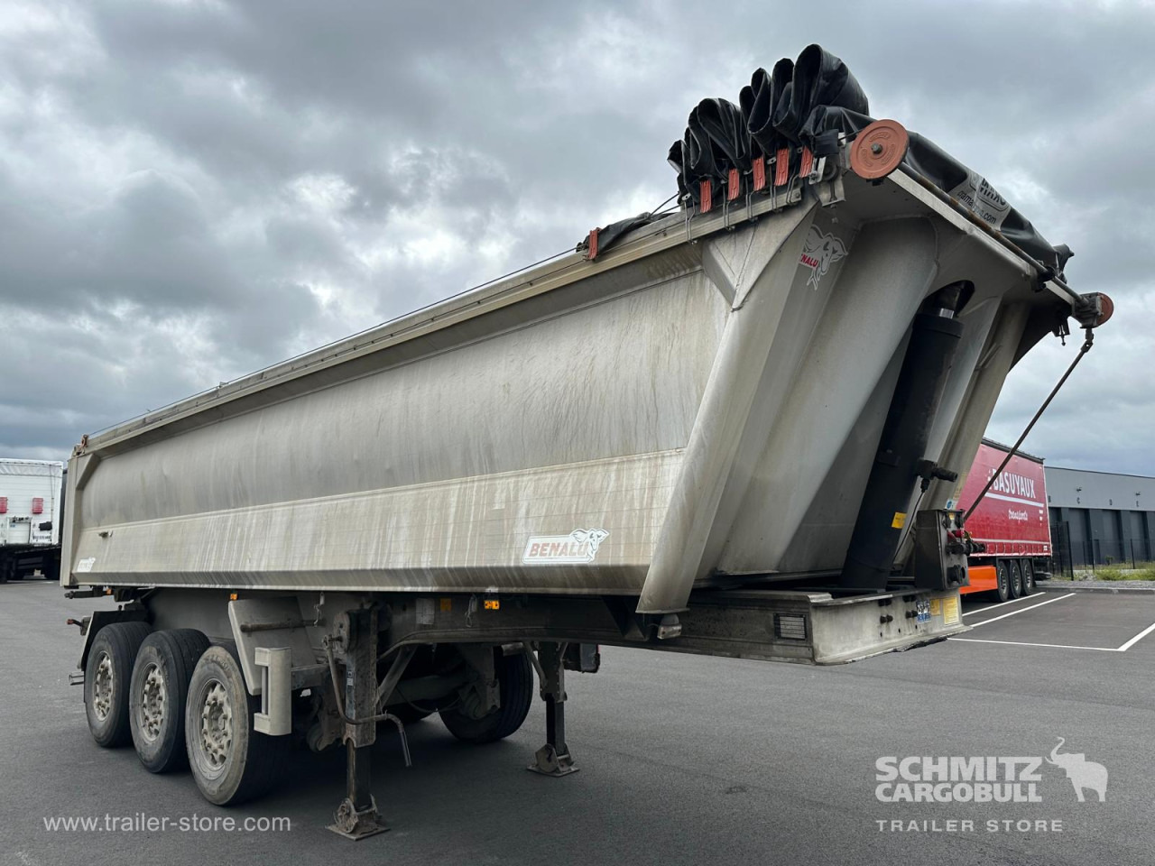 BENALU Tipper Alu-square sided body 24m³ - Semirremolque volquete: foto 1 BENALU Tipper Alu-square sided body 24m³ - Semirremolque volquete: foto 1