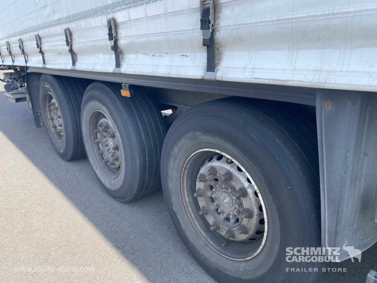 SCHMITZ Curtainsider Mega Taillift - Semirremolque lona: foto 3 SCHMITZ Curtainsider Mega Taillift - Semirremolque lona: foto 3