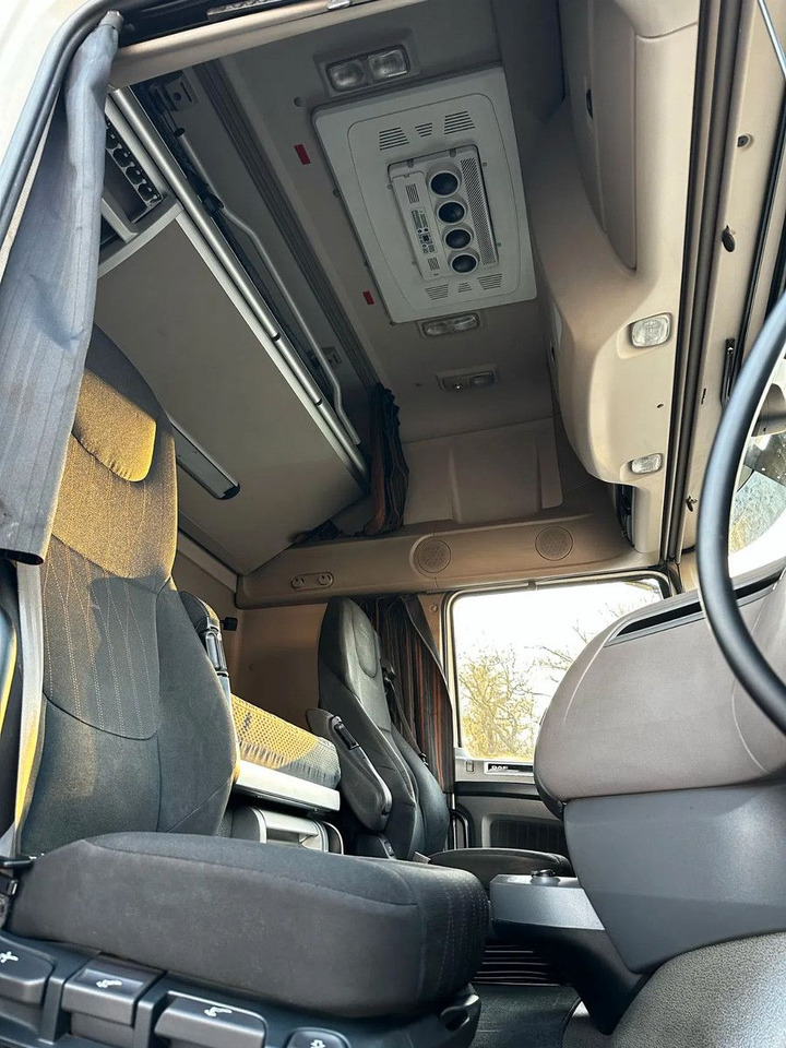 DAF XF 480 SSC Standard - Stand Klima - Frigo - HYVA - Cabeza tractora: foto 5 DAF XF 480 SSC Standard - Stand Klima - Frigo - HYVA - Cabeza tractora: foto 5