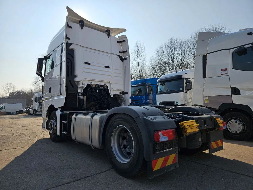 MAN TGX 18.470 XXL, Standklima, Low mileage, Full Ai - Cabeza tractora: foto 3 MAN TGX 18.470 XXL, Standklima, Low mileage, Full Ai - Cabeza tractora: foto 3