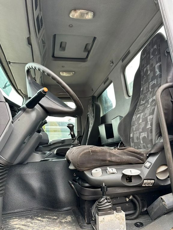 Mercedes-Benz Actros 3341 3 sided Tipper, 6x4, Euro 3, - Camión volquete: foto 5 Mercedes-Benz Actros 3341 3 sided Tipper, 6x4, Euro 3, - Camión volquete: foto 5