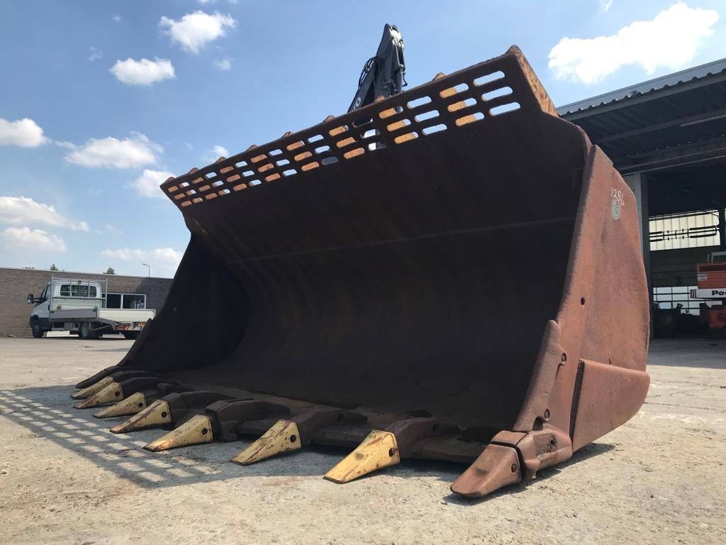 CAT 992D - Cazo para Maquinaria de construcción: foto 1 CAT 992D - Cazo para Maquinaria de construcción: foto 1