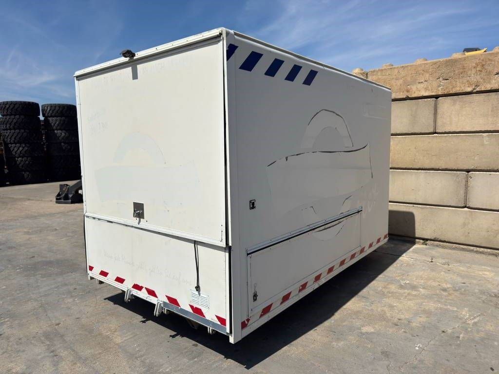 Maquinaria de construcción Mercedes-Benz Sprinter 2.2 Ambulance: foto 16 Maquinaria de construcción Mercedes-Benz Sprinter 2.2 Ambulance: foto 16