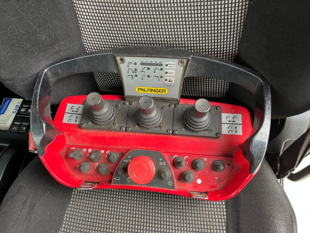 Camión caja abierta, Camión grúa MAN TG-X 26.460 6x2-2 BL Pritsche Kran PK 24.001 Funk Lenk: foto 6 Camión caja abierta, Camión grúa MAN TG-X 26.460 6x2-2 BL Pritsche Kran PK 24.001 Funk Lenk: foto 6