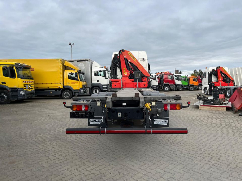 Camión caja abierta, Camión grúa MAN TG-X 26.460 6x2-2 BL Pritsche Kran PK 24.001 Funk Lenk: foto 11 Camión caja abierta, Camión grúa MAN TG-X 26.460 6x2-2 BL Pritsche Kran PK 24.001 Funk Lenk: foto 11