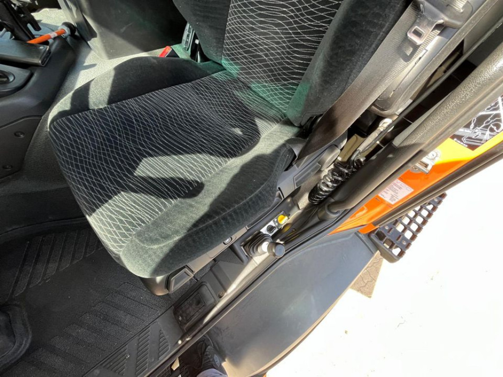 MERCEDES-BENZ Arocs 2135 AK 4x4 2-Achs Allradkipper Kommunalhydr. - Camión volquete: foto 3 MERCEDES-BENZ Arocs 2135 AK 4x4 2-Achs Allradkipper Kommunalhydr. - Camión volquete: foto 3