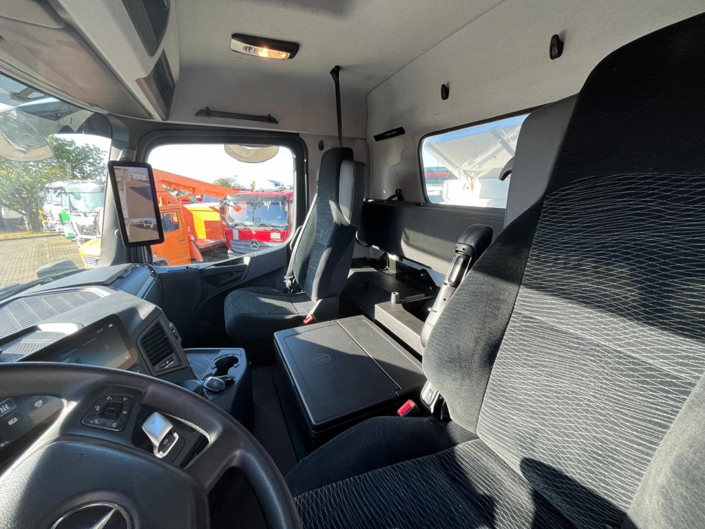 MERCEDES-BENZ Arocs 2645 K 6x4 3-Achs Kipper gr. Meiller Bordmatik 2 Stempel - Camión volquete: foto 3 MERCEDES-BENZ Arocs 2645 K 6x4 3-Achs Kipper gr. Meiller Bordmatik 2 Stempel - Camión volquete: foto 3