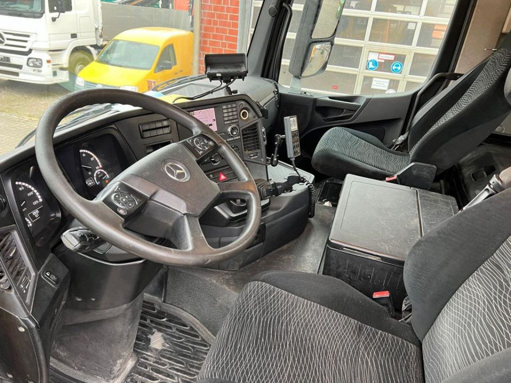 Mercedes-Benz Arocs 3240 B 8x4 Betonmischer Deutsch Top Liebhe - Camión hormigonera: foto 5 Mercedes-Benz Arocs 3240 B 8x4 Betonmischer Deutsch Top Liebhe - Camión hormigonera: foto 5
