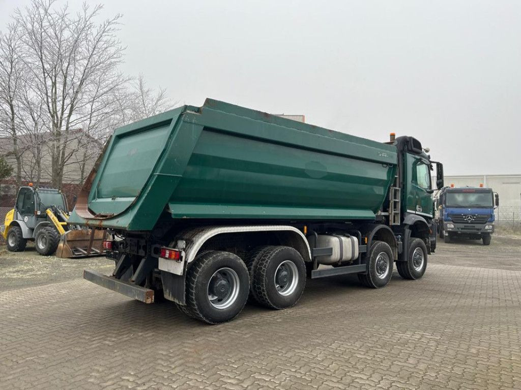 Mercedes-Benz Arocs 4145 8x8 4 Achs Muldenkipper Meiller - Camión volquete: foto 5 Mercedes-Benz Arocs 4145 8x8 4 Achs Muldenkipper Meiller - Camión volquete: foto 5