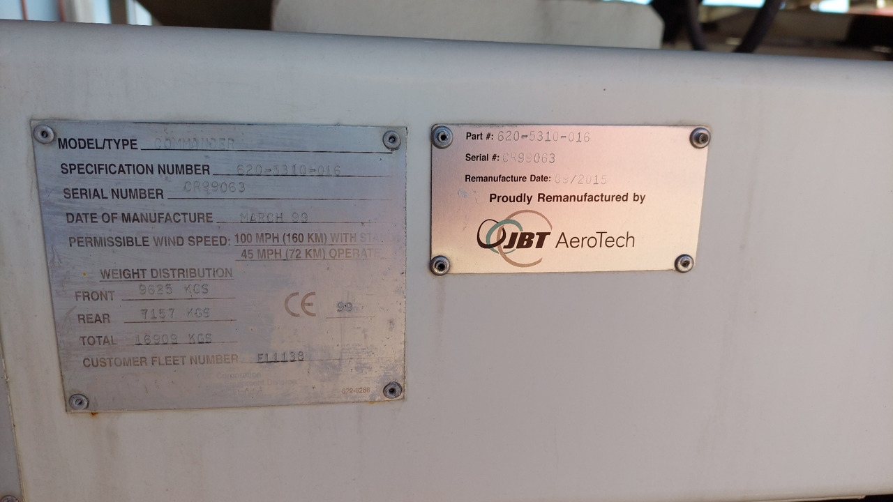 Lower deck loader FMC/JBT C15W - Cargadora de contenedores/ Palets: foto 2 Lower deck loader FMC/JBT C15W - Cargadora de contenedores/ Palets: foto 2