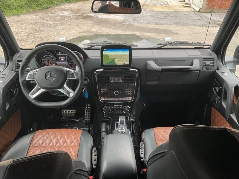 Pick-up Mercedes-Benz G63 AMG 6x6: foto 1