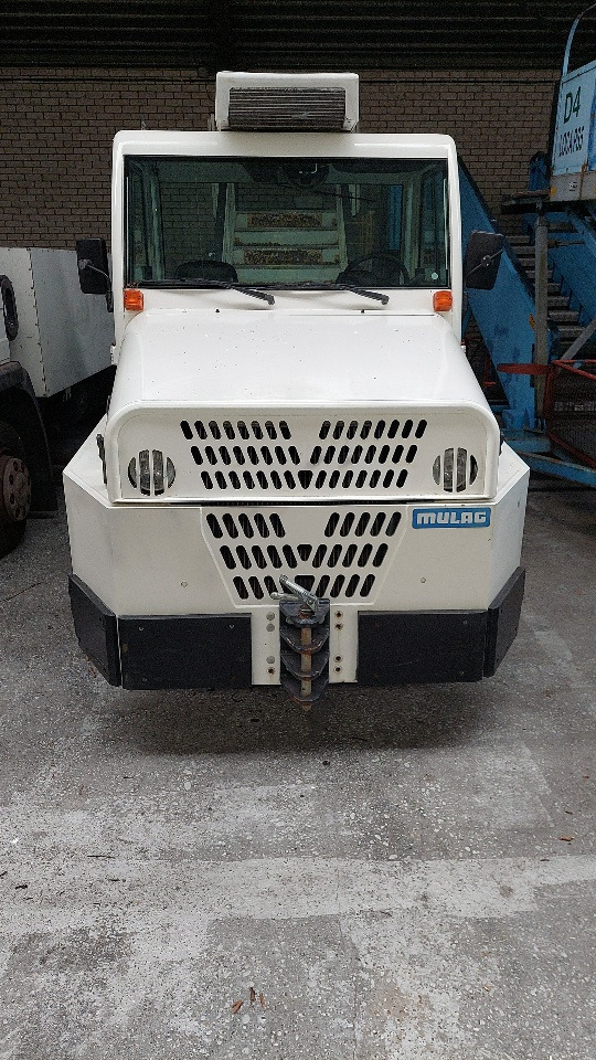 Mulag Comet 4 Baggage Tractor - Tractor de equipaje: foto 1 Mulag Comet 4 Baggage Tractor - Tractor de equipaje: foto 1