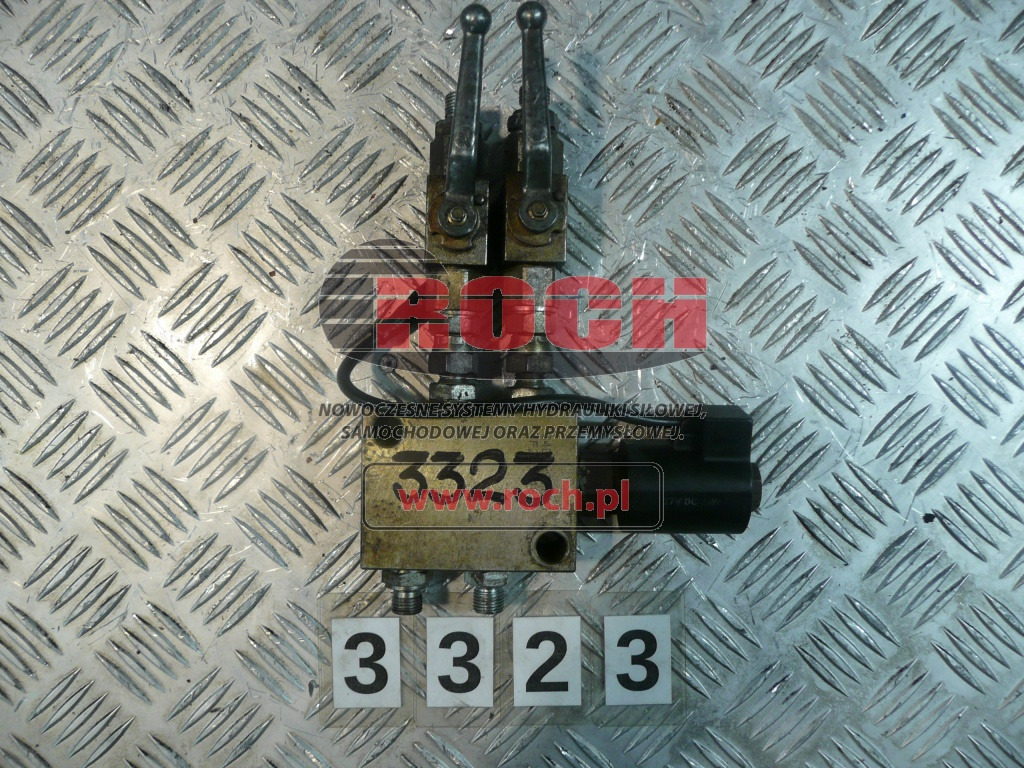 34EA-31720 7F28 148 - 1 SEKCYJNY + 27VDC 26W +  HYDAC KHB-61/4 1112 PN500 BAR - Válvula hidráulica: foto 1 34EA-31720 7F28 148 - 1 SEKCYJNY + 27VDC 26W +  HYDAC KHB-61/4 1112 PN500 BAR - Válvula hidráulica: foto 1