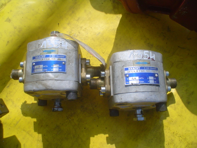 KRACHT KM1/4,8F30AX0A4NL1 - Motor hidráulico para Maquinaria de construcción: foto 1 KRACHT KM1/4,8F30AX0A4NL1 - Motor hidráulico para Maquinaria de construcción: foto 1