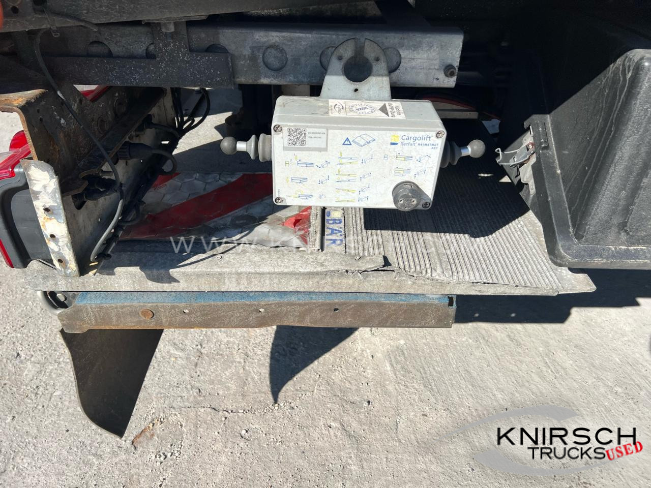 SCHMITZ SKO 24 Doppelstock, LBW 2000 kg, Liftachse - Semirremolque isotérmico: foto 2 SCHMITZ SKO 24 Doppelstock, LBW 2000 kg, Liftachse - Semirremolque isotérmico: foto 2