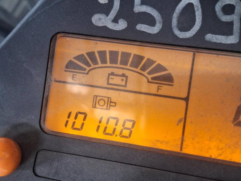 Caterpillar EP25K - Carretilla elevadora eléctrica: foto 4 Caterpillar EP25K - Carretilla elevadora eléctrica: foto 4