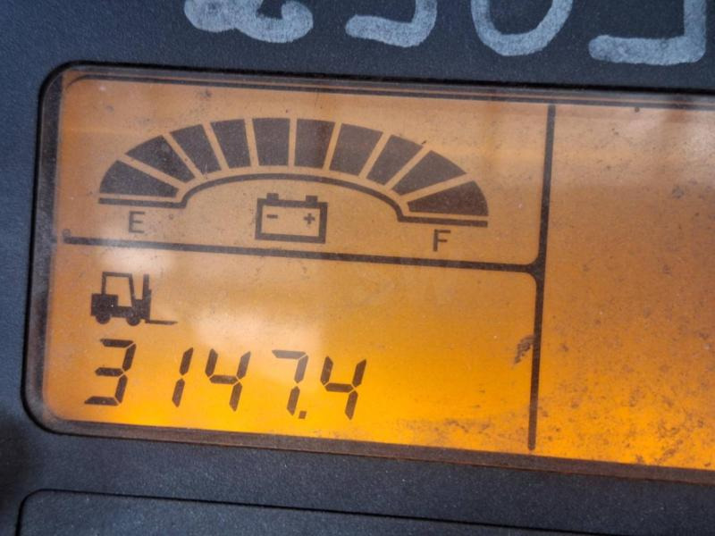 Caterpillar EP25K - Carretilla elevadora eléctrica: foto 3 Caterpillar EP25K - Carretilla elevadora eléctrica: foto 3