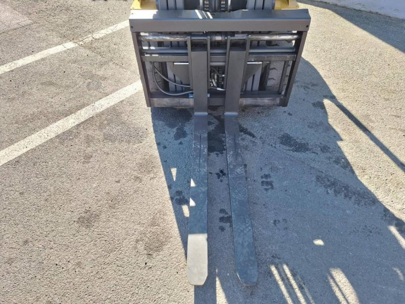 Carretilla elevadora de gas Caterpillar GP25NTD: foto 14 Carretilla elevadora de gas Caterpillar GP25NTD: foto 14