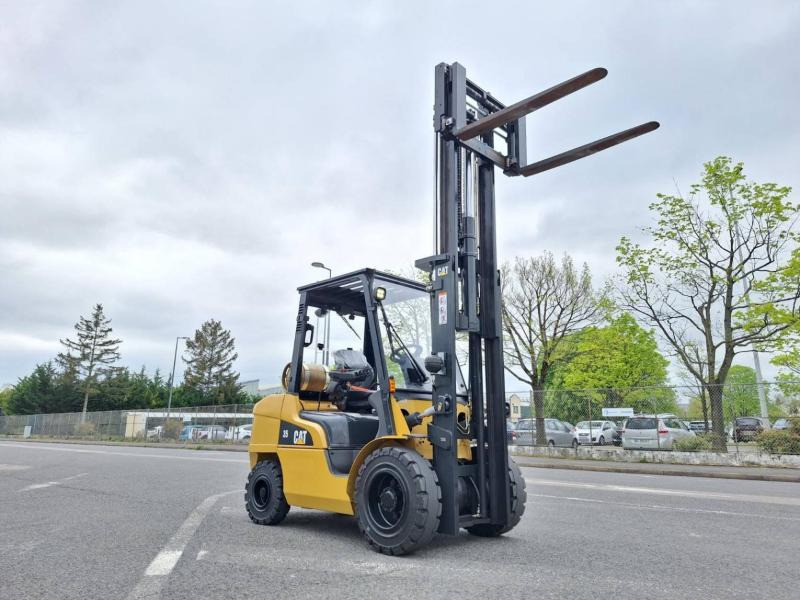 Carretilla elevadora de gas Caterpillar GP35 NTD: foto 12 Carretilla elevadora de gas Caterpillar GP35 NTD: foto 12