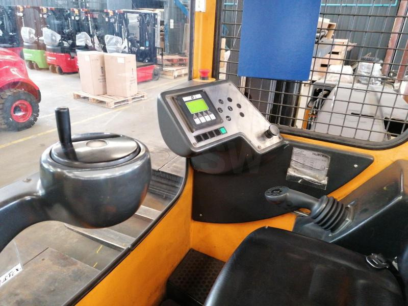 Carretilla de 4 vías Hubtex MQ30: foto 7 Carretilla de 4 vías Hubtex MQ30: foto 7