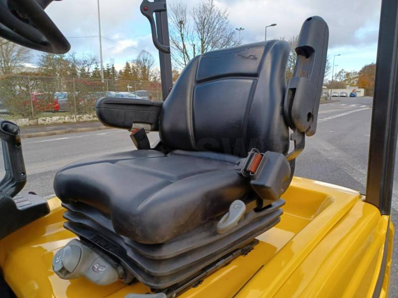 Carretilla elevadora eléctrica Yale ERP16VTMWB: foto 10