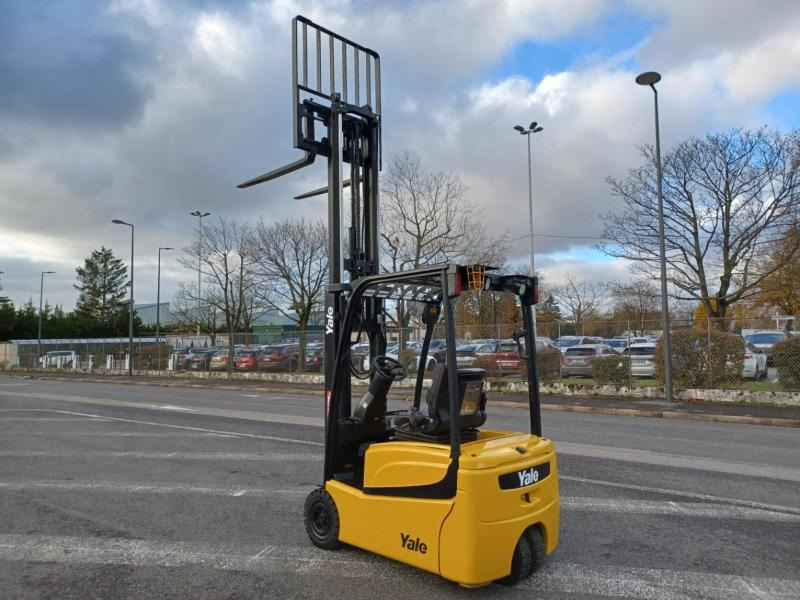Carretilla elevadora eléctrica Yale ERP16VTMWB: foto 8