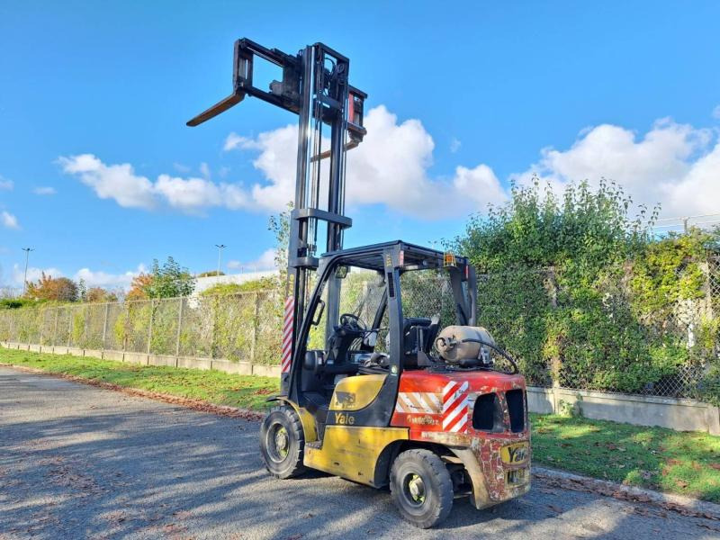 Carretilla elevadora de gas Yale GLP35VX: foto 11