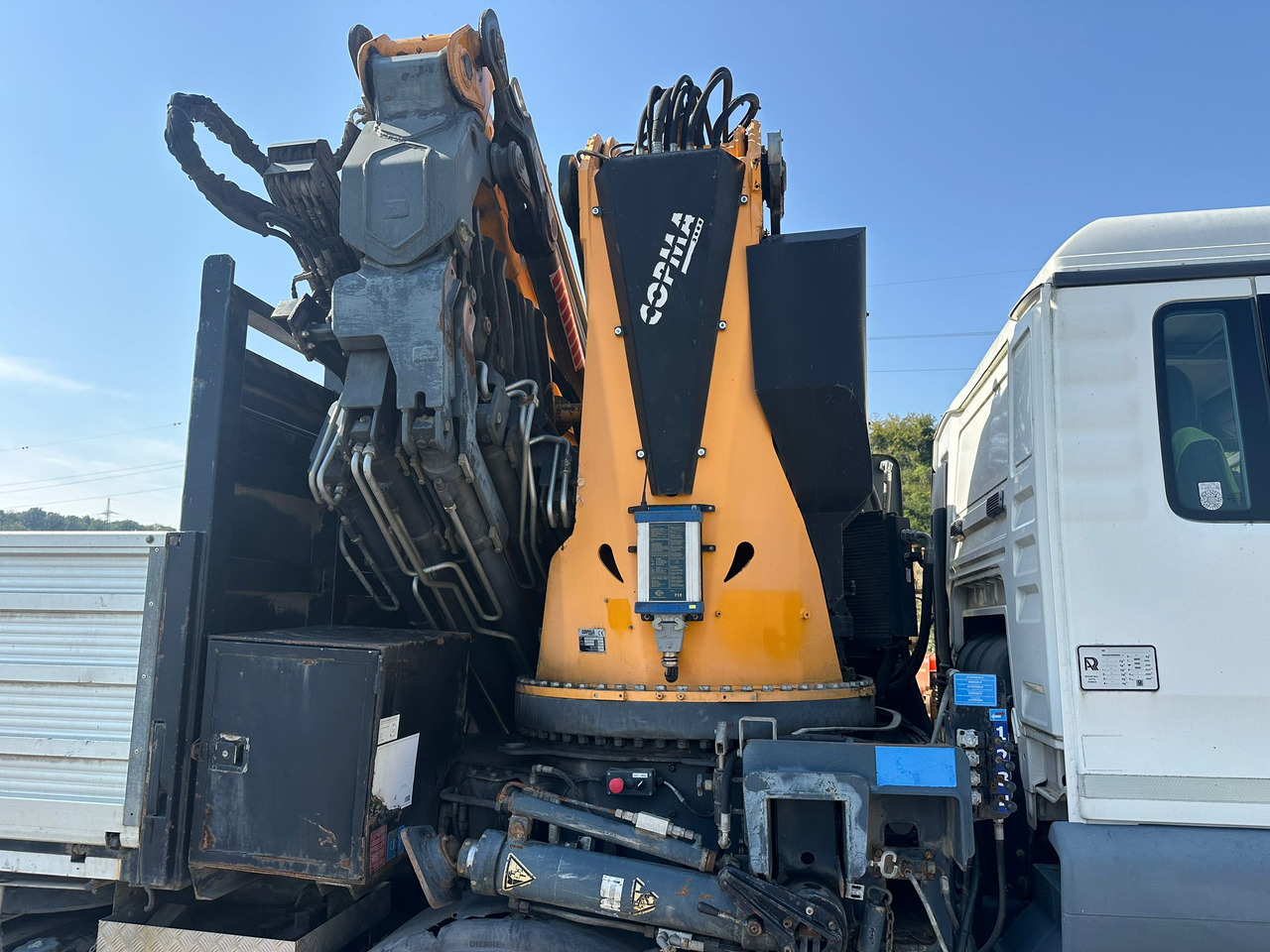 MAN TGS 41.440 Hiab Palfinger Fassi Copma 870 - Camión grúa: foto 3 MAN TGS 41.440 Hiab Palfinger Fassi Copma 870 - Camión grúa: foto 3