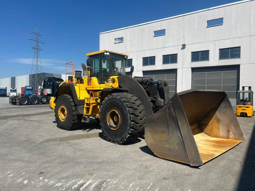 Volvo L250G - Cargadora de ruedas: foto 1 Volvo L250G - Cargadora de ruedas: foto 1