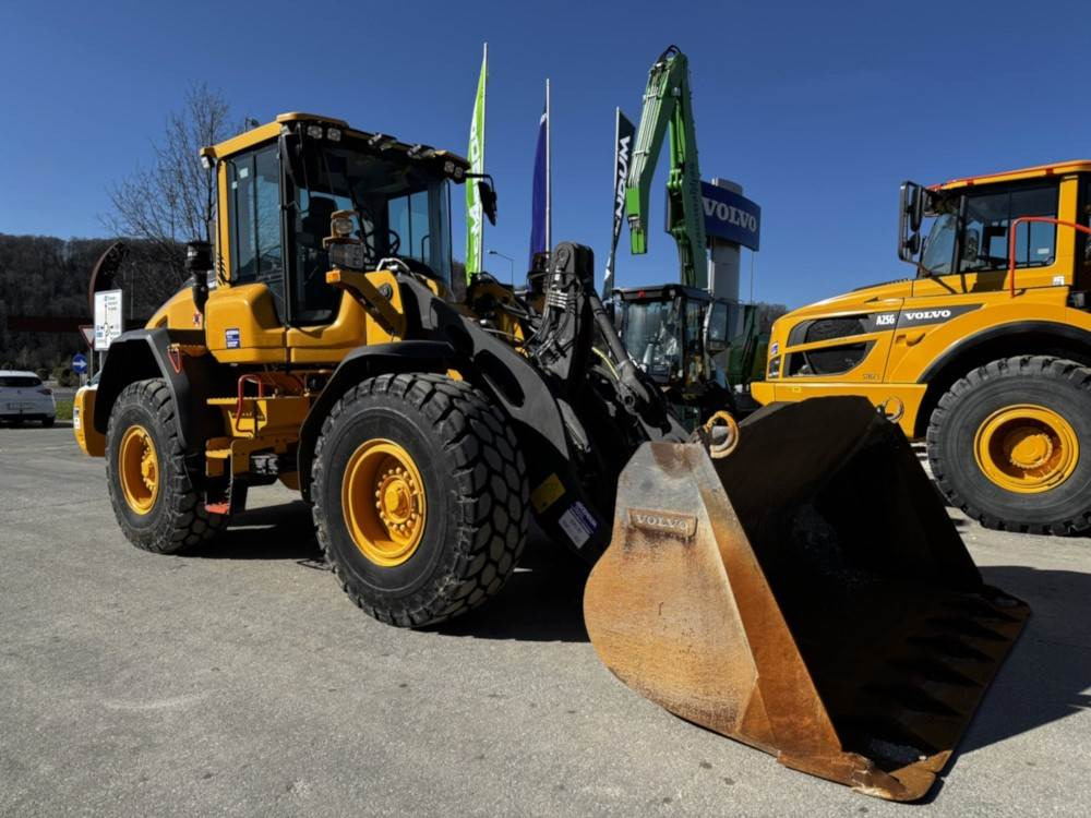 Volvo L90H - Cargadora de ruedas: foto 1 Volvo L90H - Cargadora de ruedas: foto 1
