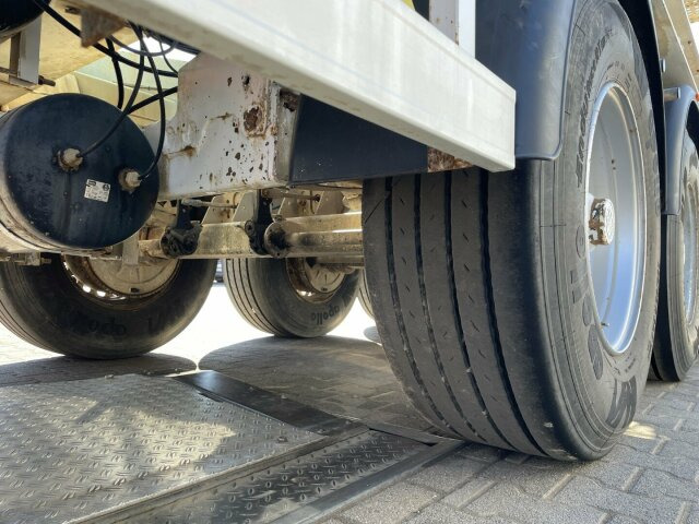 Betonmischer-Auflieger Intermix 12 m³ mit Motor - Semirremolque hormigonera: foto 5 Betonmischer-Auflieger Intermix 12 m³ mit Motor - Semirremolque hormigonera: foto 5