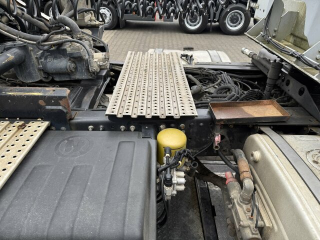 MAN TGS 18.440 4x4H Eur 5 Sattelzugmaschine - Cabeza tractora: foto 4 MAN TGS 18.440 4x4H Eur 5 Sattelzugmaschine - Cabeza tractora: foto 4