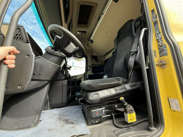 Mercedes-Benz ACTROS 1846 4x4 HAD Eur 6 Kipphydraulik Retarder - Cabeza tractora: foto 3 Mercedes-Benz ACTROS 1846 4x4 HAD Eur 6 Kipphydraulik Retarder - Cabeza tractora: foto 3