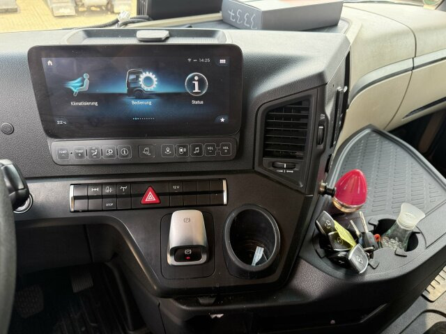 Mercedes-Benz ACTROS 1846 4x4 HAD Eur 6 Kipphydraulik Retarder - Cabeza tractora: foto 3 Mercedes-Benz ACTROS 1846 4x4 HAD Eur 6 Kipphydraulik Retarder - Cabeza tractora: foto 3