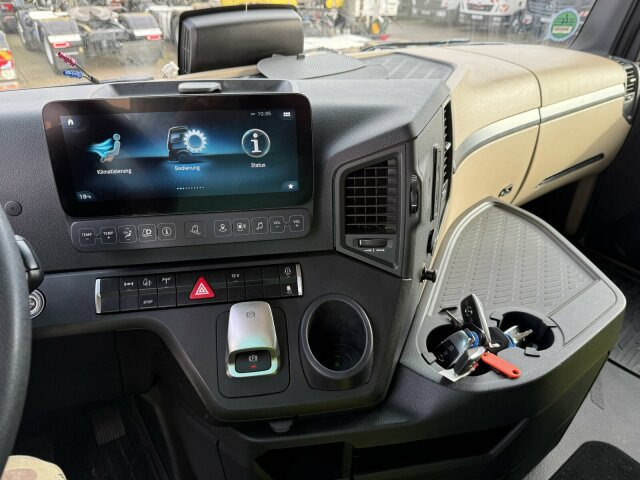 Mercedes-Benz ACTROS 1846 4x4 HAD Euro 6 Kipphydraulik - Cabeza tractora: foto 3 Mercedes-Benz ACTROS 1846 4x4 HAD Euro 6 Kipphydraulik - Cabeza tractora: foto 3