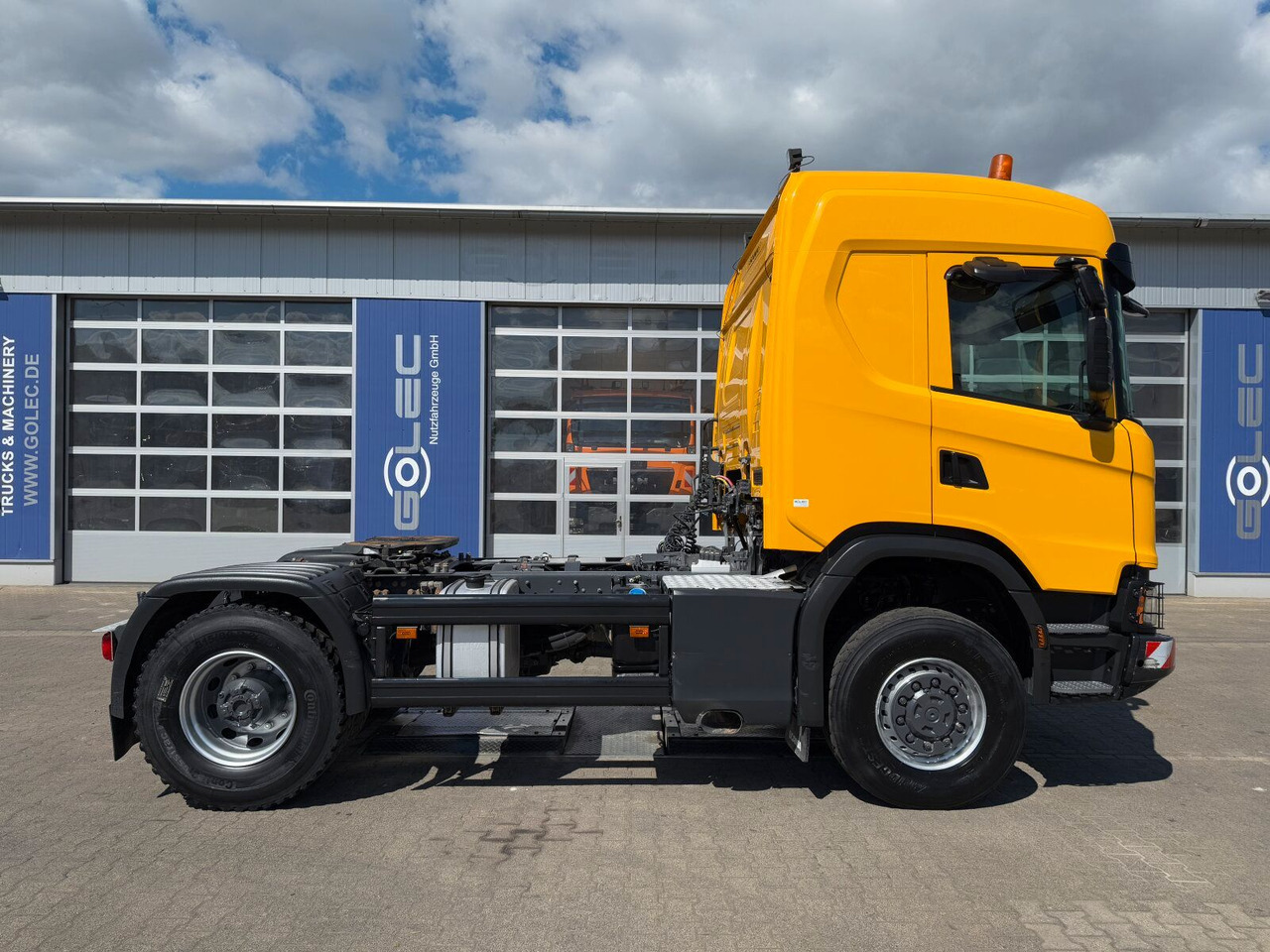 Scania G450 XT 4x4 Euro 6 SZM Kipphydraulik Blatt/ Luft - Cabeza tractora: foto 2 Scania G450 XT 4x4 Euro 6 SZM Kipphydraulik Blatt/ Luft - Cabeza tractora: foto 2