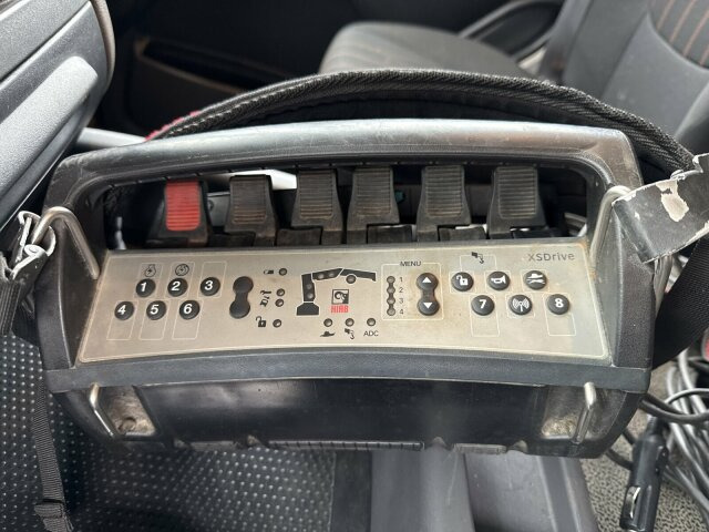 DAF CF 450 FAN 6x2 Pritsche mit Kran HIAB 188 E-6 - Camión grúa: foto 5 DAF CF 450 FAN 6x2 Pritsche mit Kran HIAB 188 E-6 - Camión grúa: foto 5