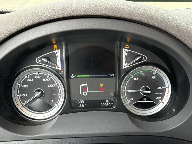 DAF CF 450 FAN 6x2 Pritsche mit Kran HIAB 188 E-6 - Camión grúa: foto 2 DAF CF 450 FAN 6x2 Pritsche mit Kran HIAB 188 E-6 - Camión grúa: foto 2