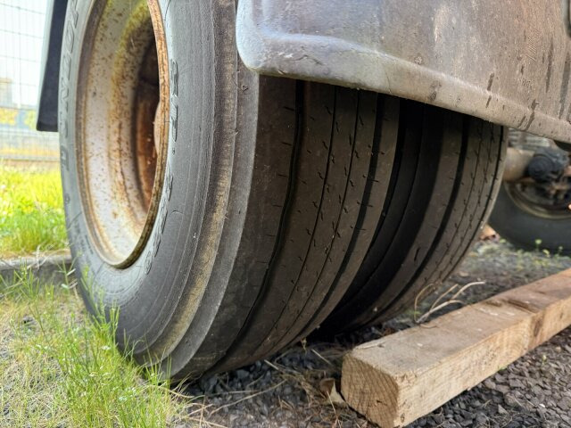 Hüffermann HSD181D Tankanhänger für nicht GGVS Güter - Remolque cisterna: foto 4 Hüffermann HSD181D Tankanhänger für nicht GGVS Güter - Remolque cisterna: foto 4