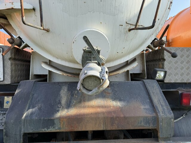 Hüffermann HSD181D Tankanhänger für nicht GGVS Güter - Remolque cisterna: foto 2 Hüffermann HSD181D Tankanhänger für nicht GGVS Güter - Remolque cisterna: foto 2